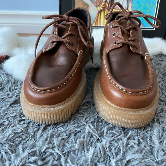 B2 Leather Lace-Up Shoes - Picture 4 of 11